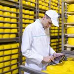 Indústria aposta em tecnologia para estender a vida útil dos alimentos; saiba como