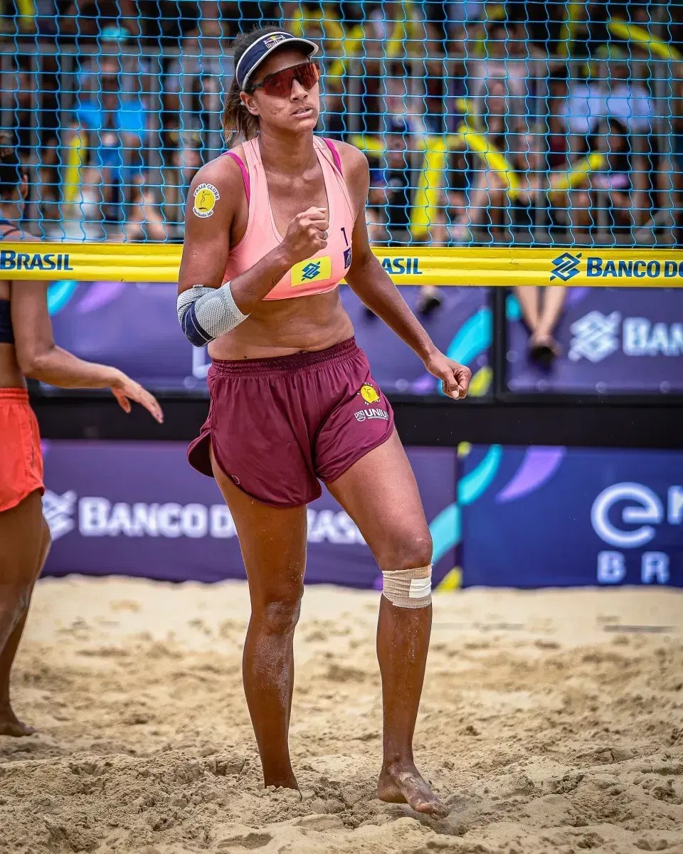 Vôlei de praia: Ana Patrícia sofre lesão, abandona partida, e Verane e Kyce vencem final da etapa de Aracaju