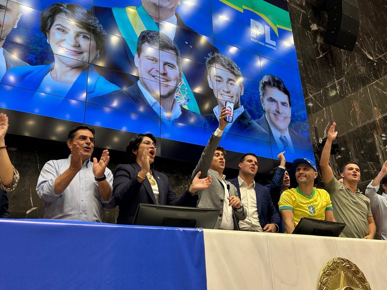 Candidatura de Bruno Engler e Cláudia Romualdo é confirmada em convenção do PL