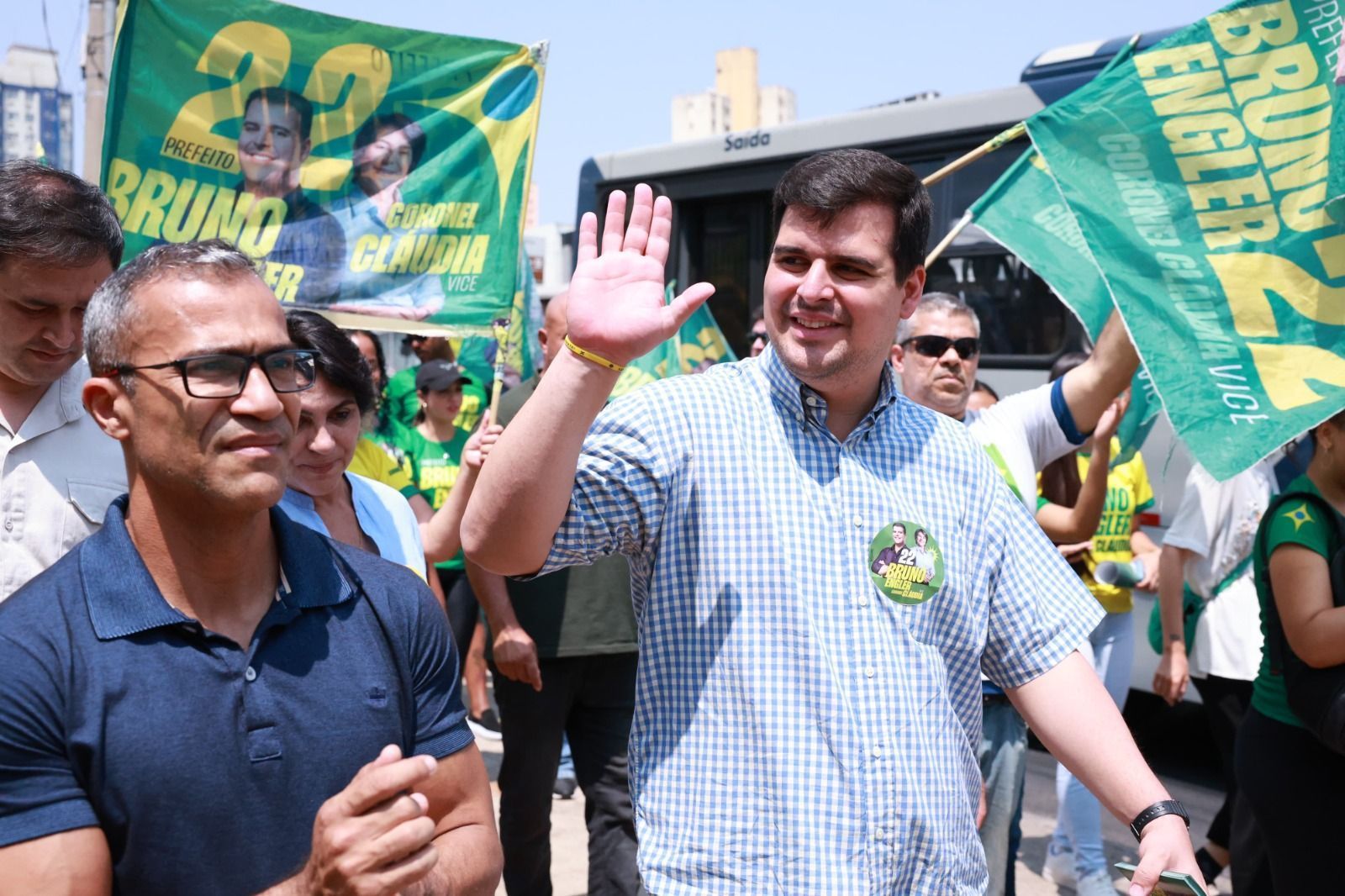 Bruno Engler quer usar IA no trânsito e brinca sobre Cristiano Machado: ‘Cristiano Garrado’