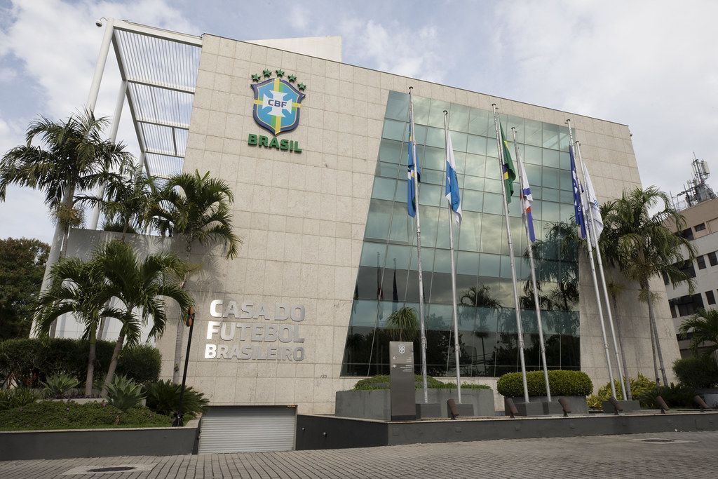 Atlético, Cruzeiro e mais 28 clubes escolhem candidato para eleição à presidência da CBF