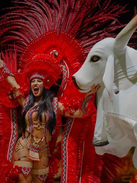 Isabelle Nogueira e Boi Garantido