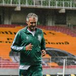 Lisca terá apenas 4º encontro com torcida do América em mais de 80 jogos; entenda