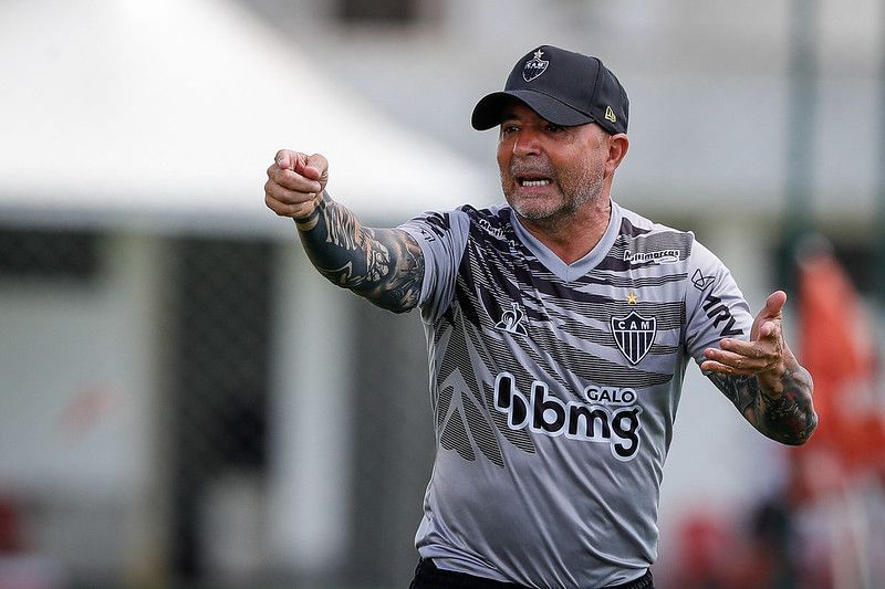 Sampaoli será primeiro argentino a comandar Atlético em duas oportunidades