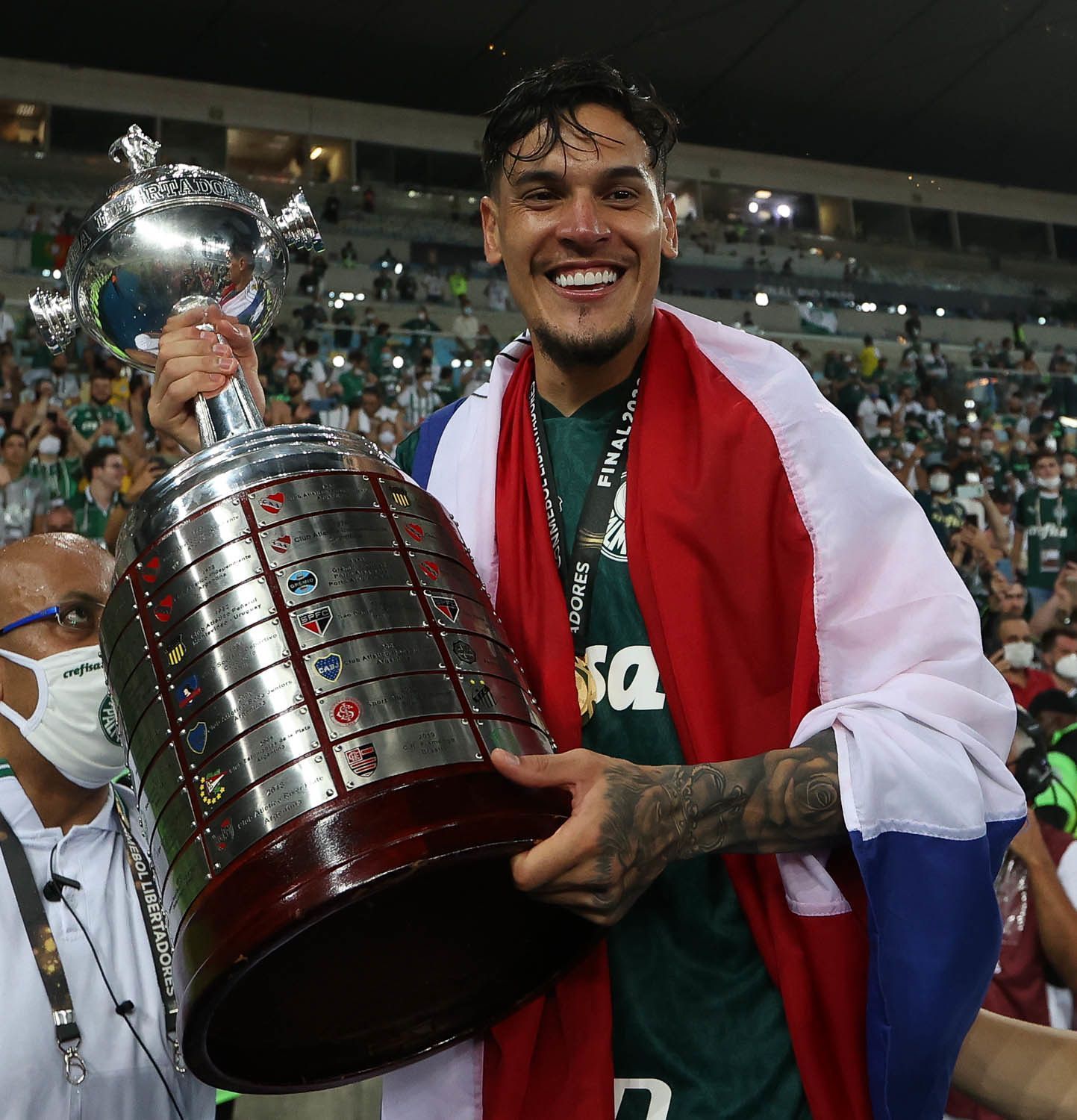 Palmeiras renova contrato de Gustavo Gómez; saiba detalhes