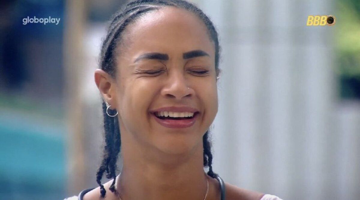 Aline ironiza falas de Renata após ouvi-la pela Central do Líder no BBB 25