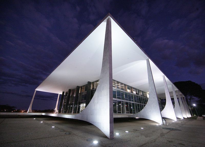 STF quer contratar empresa para monitorar publicações nas redes sociais