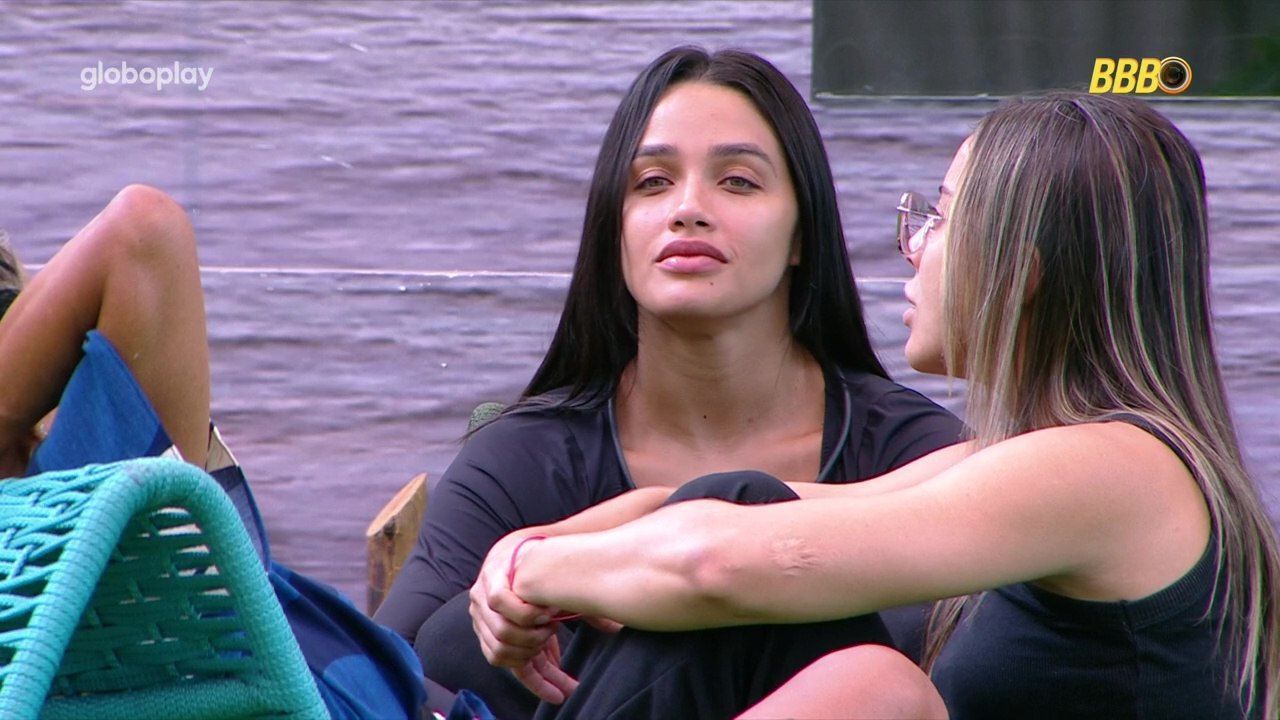 Eva e Renata reagem a falas de Aline para Tadeu Schmidt no BBB 25: 'mala'