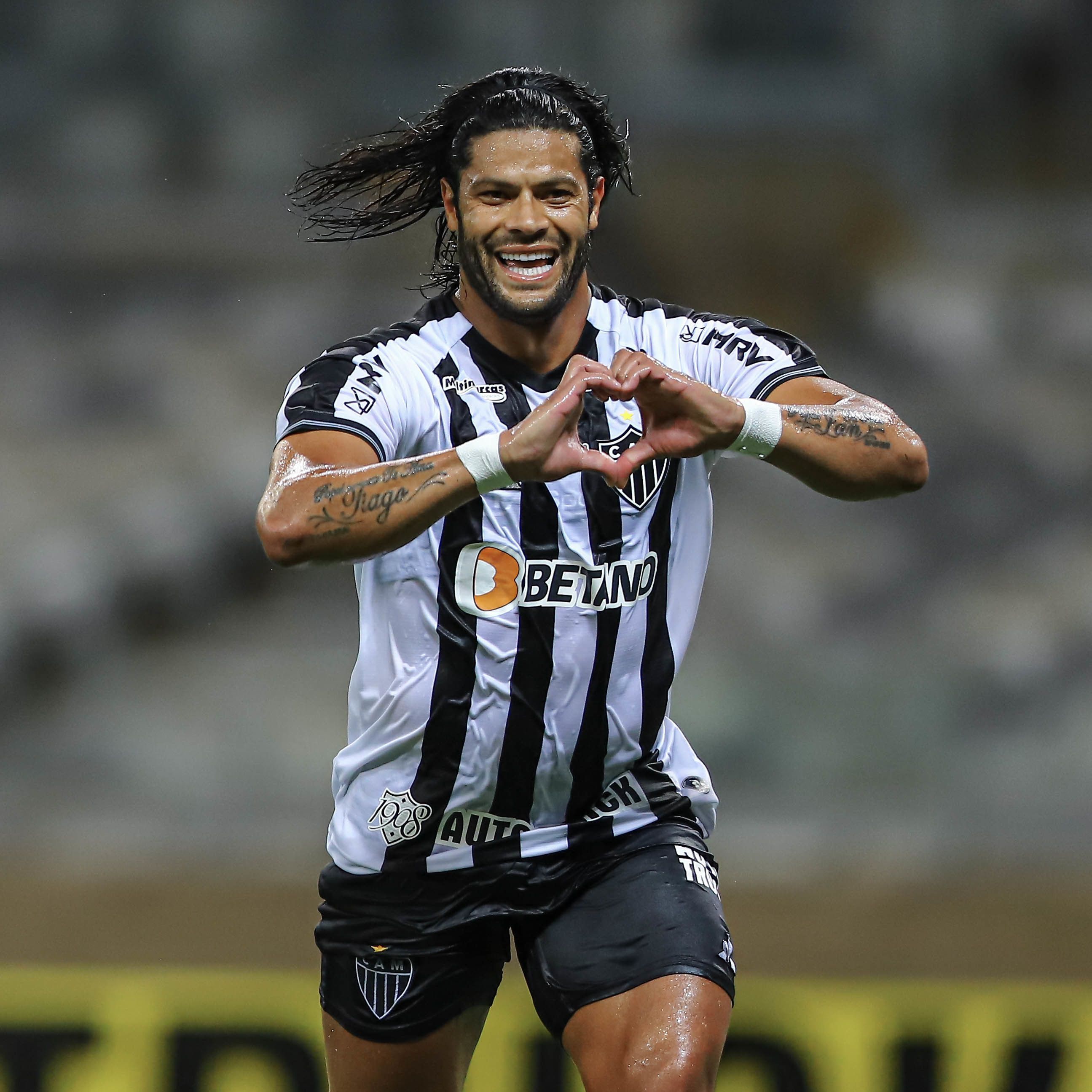 Recordista do Atlético em Libertadores, Hulk celebra três anos de 1º gol pelo clube