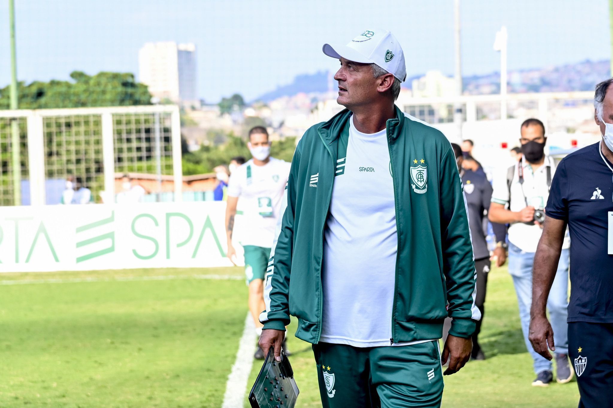 Lisca no América? Treinador revela desejo de retornar ao futebol mineiro