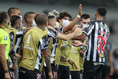 Marrony, que atualmente defende o Remo, durante comemoração de gol marcado pelo Atlético, em 2021