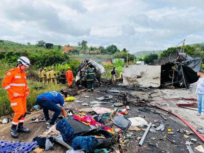 Tragédia no Vale do Mucuri: acidente com ônibus deixa 39 mortos