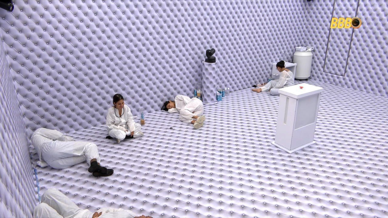 Globo é acusada de tortura no Quarto Branco do BBB 26 por TV espanhola