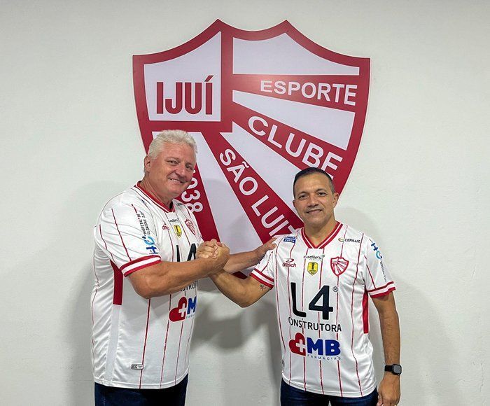 Iarley, ídolo do Inter, é anunciado como técnico do São Luiz