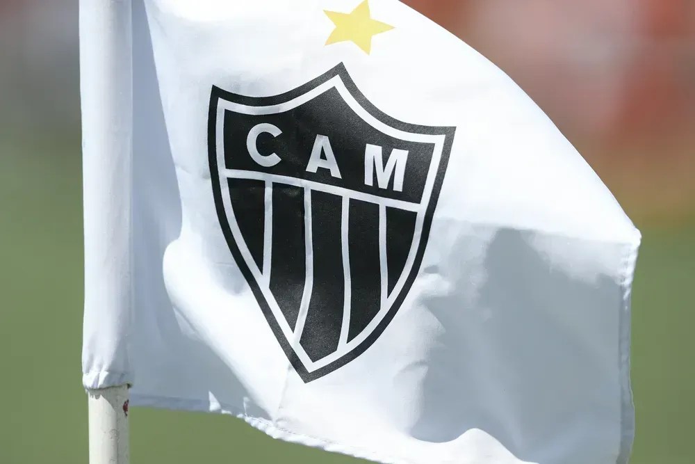 Atlético contrata trio do Flamengo para as categorias de base