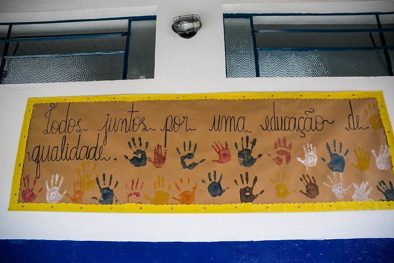 Pais denunciam atrasos na contratação de profissionais da educação em Ouro Preto