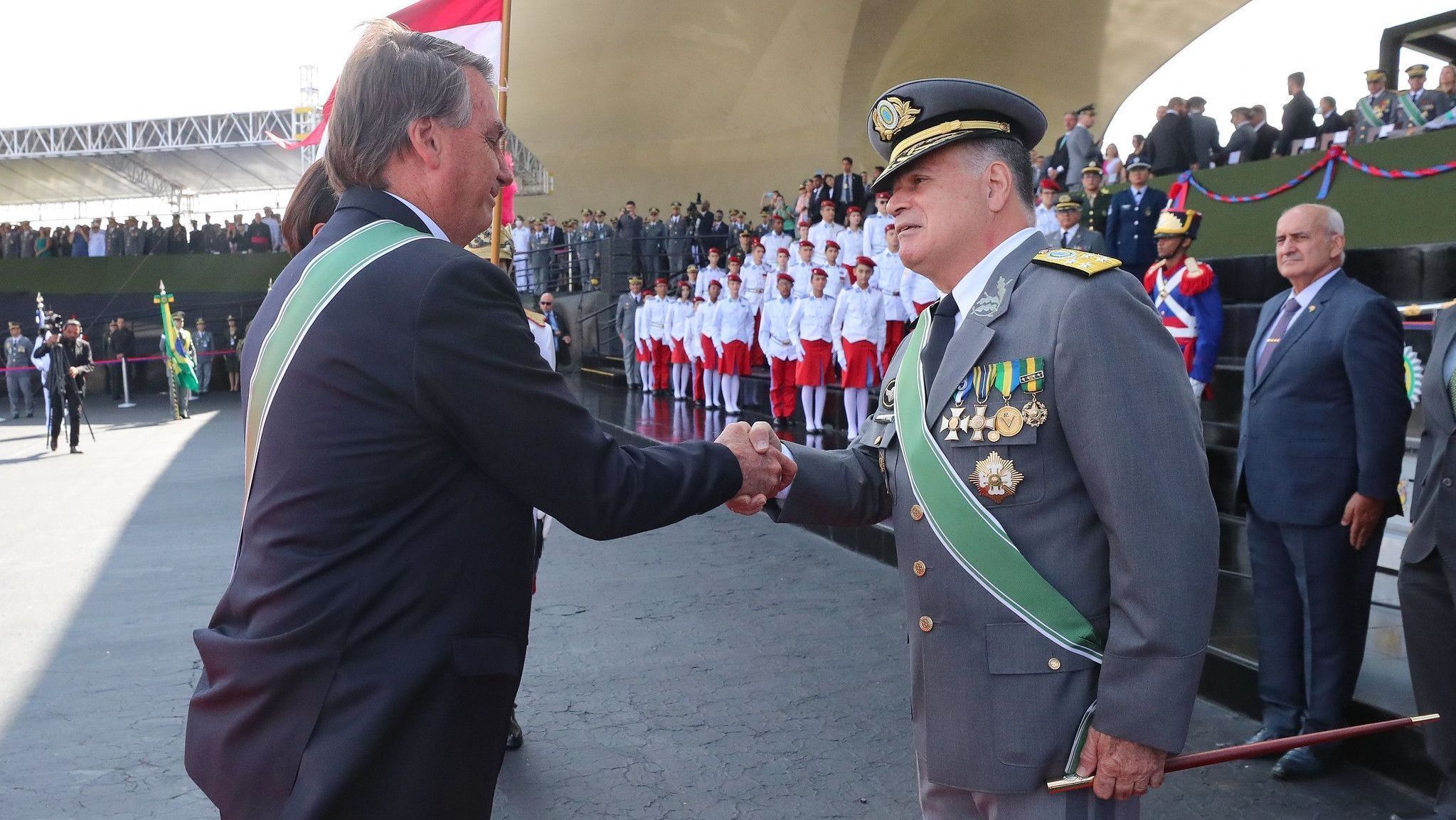 Em depoimento à PF, ex-comandante diz que ameaçou prender Bolsonaro se ele insistisse em plano de golpe