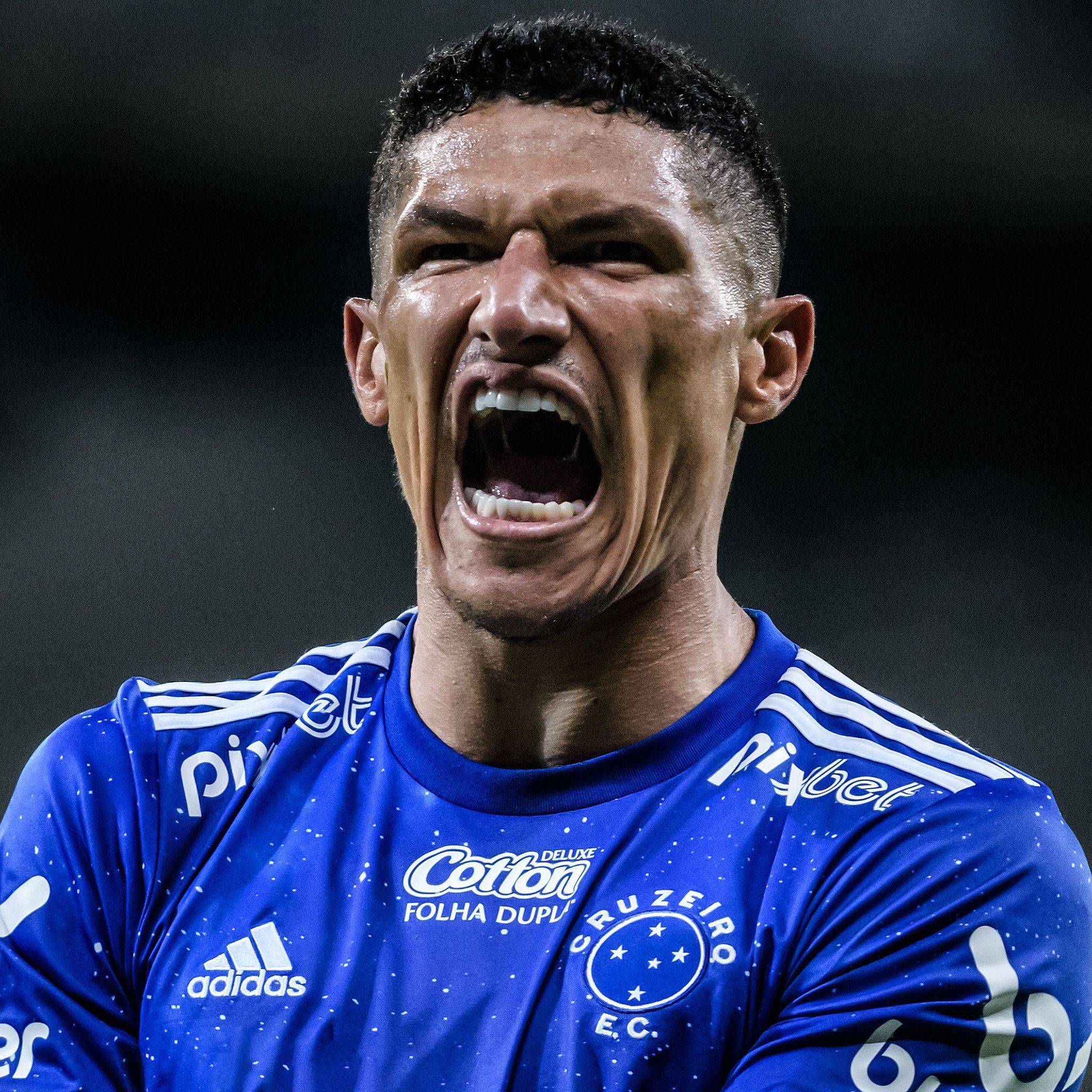 Luvannor manda recado à torcida do Cruzeiro após permanência na Série A