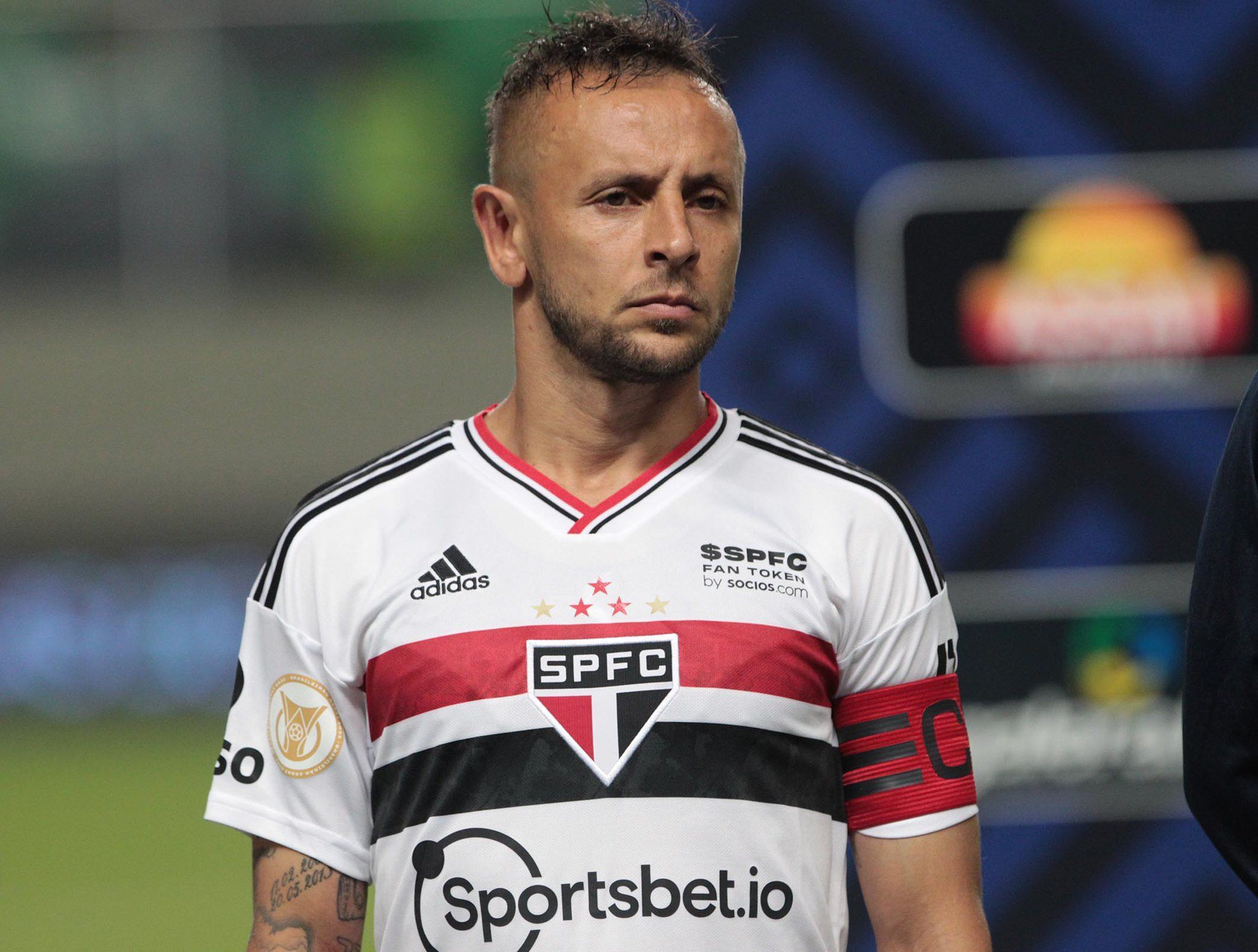 São Paulo se despede de Rafinha, que se emociona em saída; veja