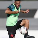 Vasco acerta a venda de jovem zagueiro para futebol português