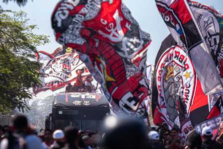 AeroFla: festa da torcida do Flamengo virou tradição antes de grande decisões