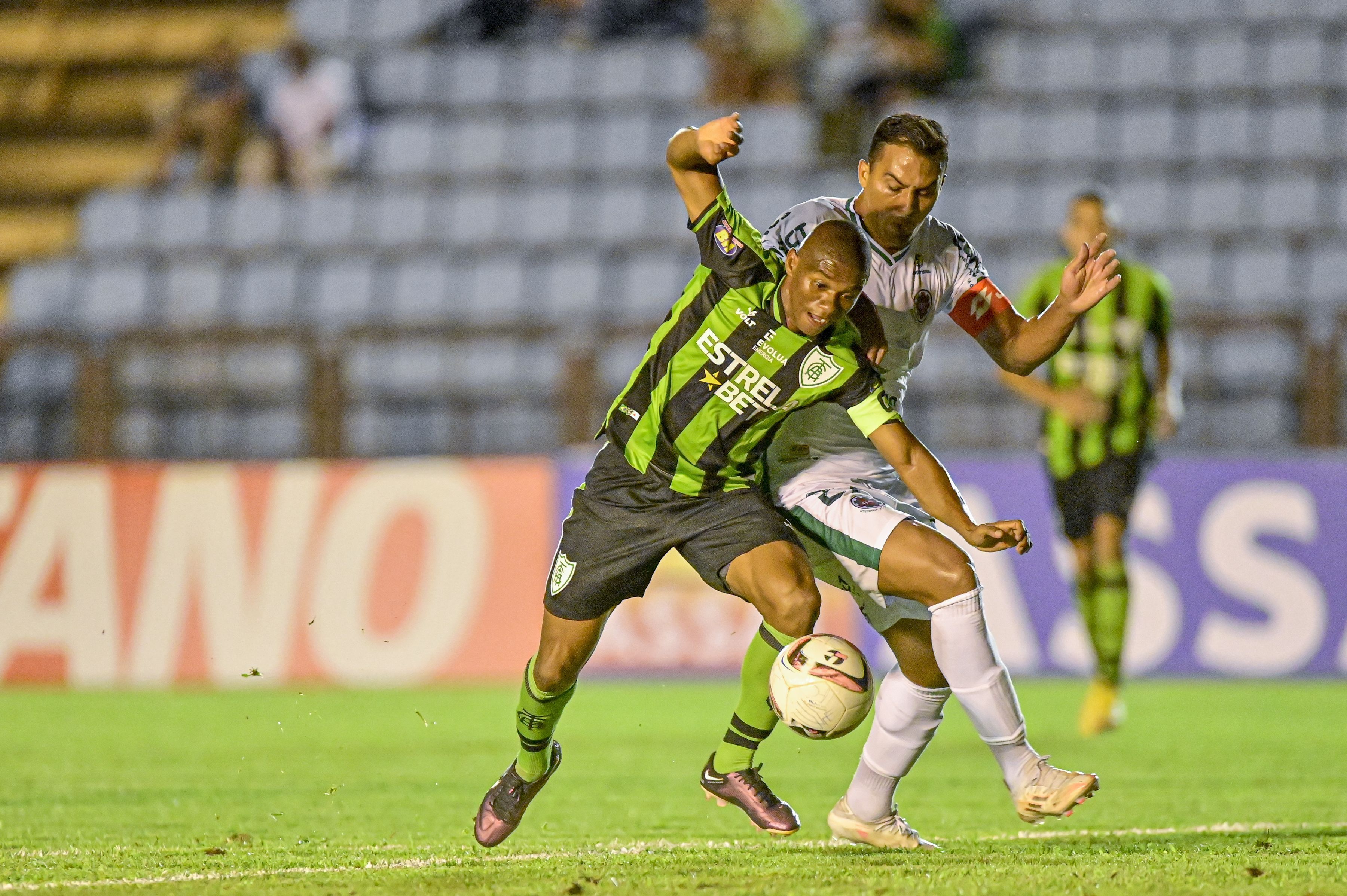 Com preço único, Ipatinga inicia venda de ingressos para jogo contra o América