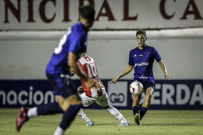 Cruzeiro venceu o Villa Nova por 4 a 0 na primeira fase do Mineiro de 2023