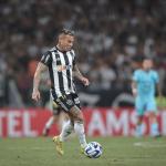 Eduardo Vargas ficará no Atlético? Diretor explica situação do atacante