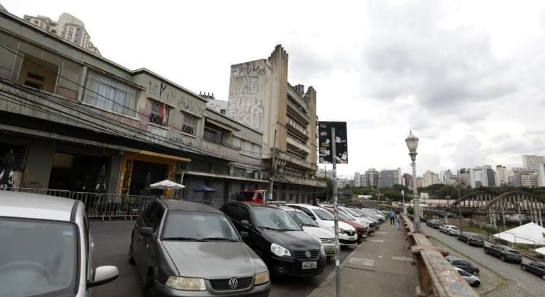 Trânsito na região da Rua Sapucaí, em BH, é alterado a partir desta segunda-feira (3); veja o que muda