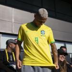 Richarlison celebra volta à Seleção Brasileira após 586 dias; veja