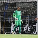 Botafogo negocia contratação de John, ex-Internacional e Santos