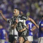 Hulk relembra gol de falta pelo Atlético em Rafael Cabral e crava: 'Não é culpa dele'