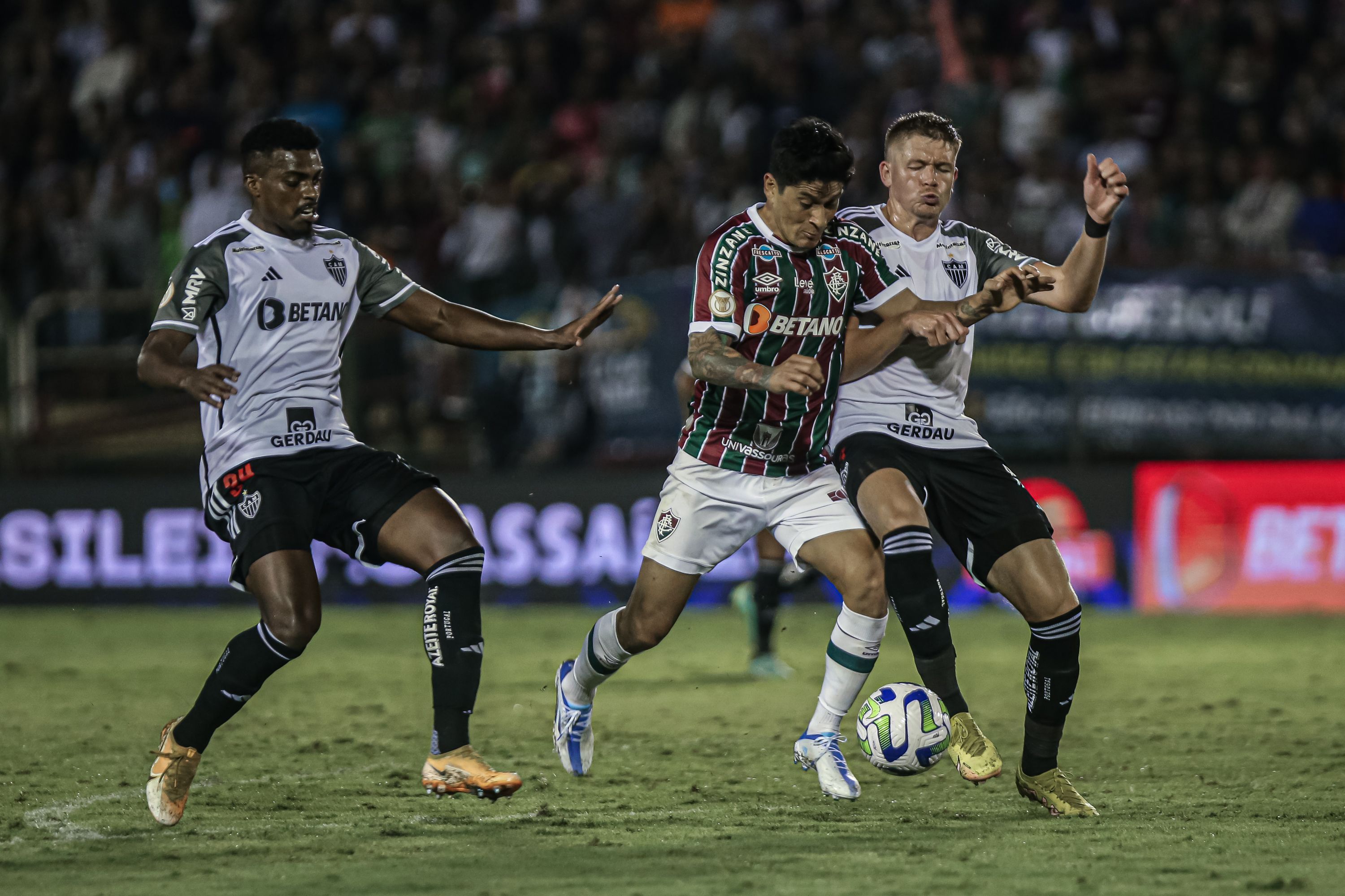 Fluminense faz pedido para CBF mudar horário do jogo contra o Atlético