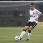 Rafael, do Botafogo, provoca sobre Mundial do Flamengo: 'Não consta'