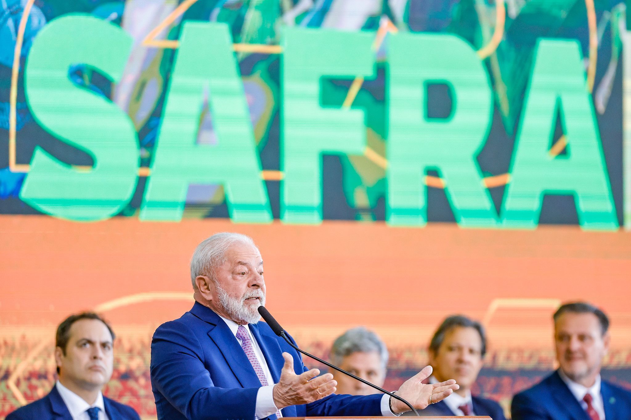 De olho em 2026, Lula reúne ministros para discutir preço dos alimentos