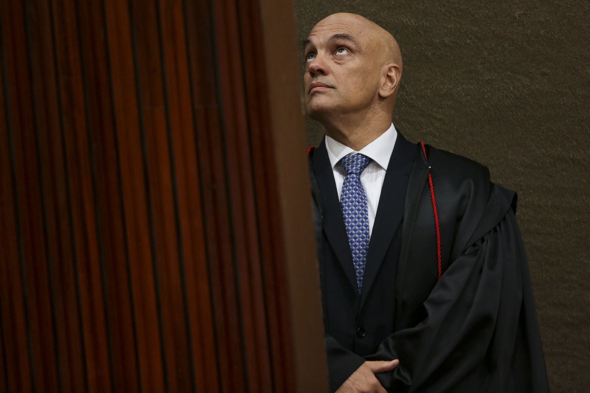 Por que Alexandre de Moraes vai deixar a presidência do TSE?