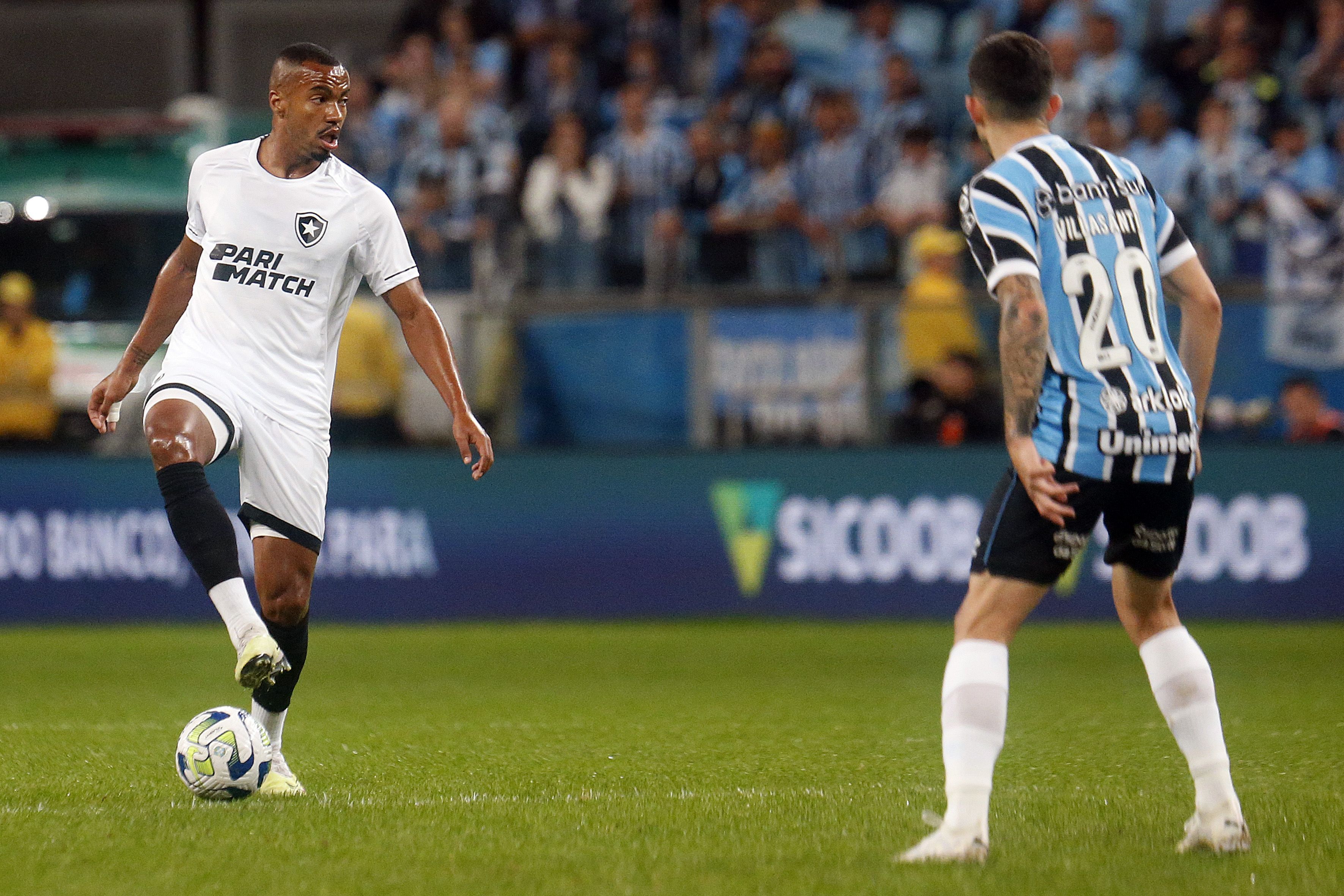 Brasileirão: Botafogo e Grêmio encaminham jogos em campo neutro