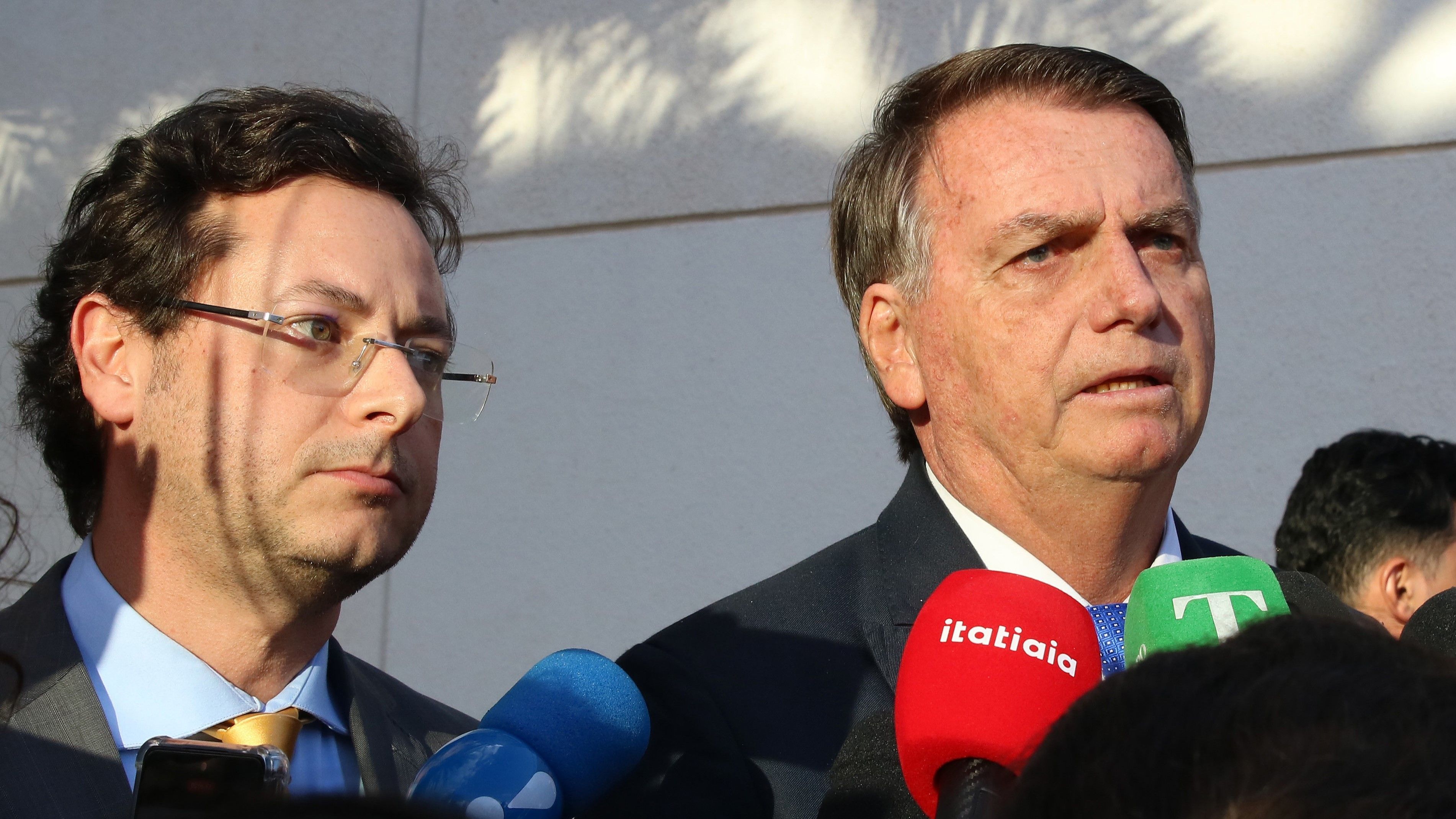 'Ex-presidente Bolsonaro nunca foi simpático a qualquer movimento golpista', diz defesa