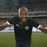 Conhece o elenco? Saiba quem trabalhou com Caçapa e segue no Botafogo