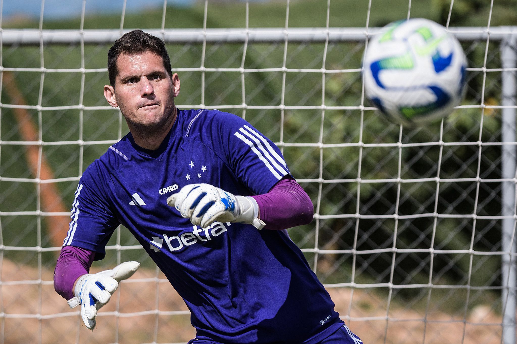 Rafael Cabral comenta chegada de Larcamón ao Cruzeiro: ‘Ansioso para aprender’