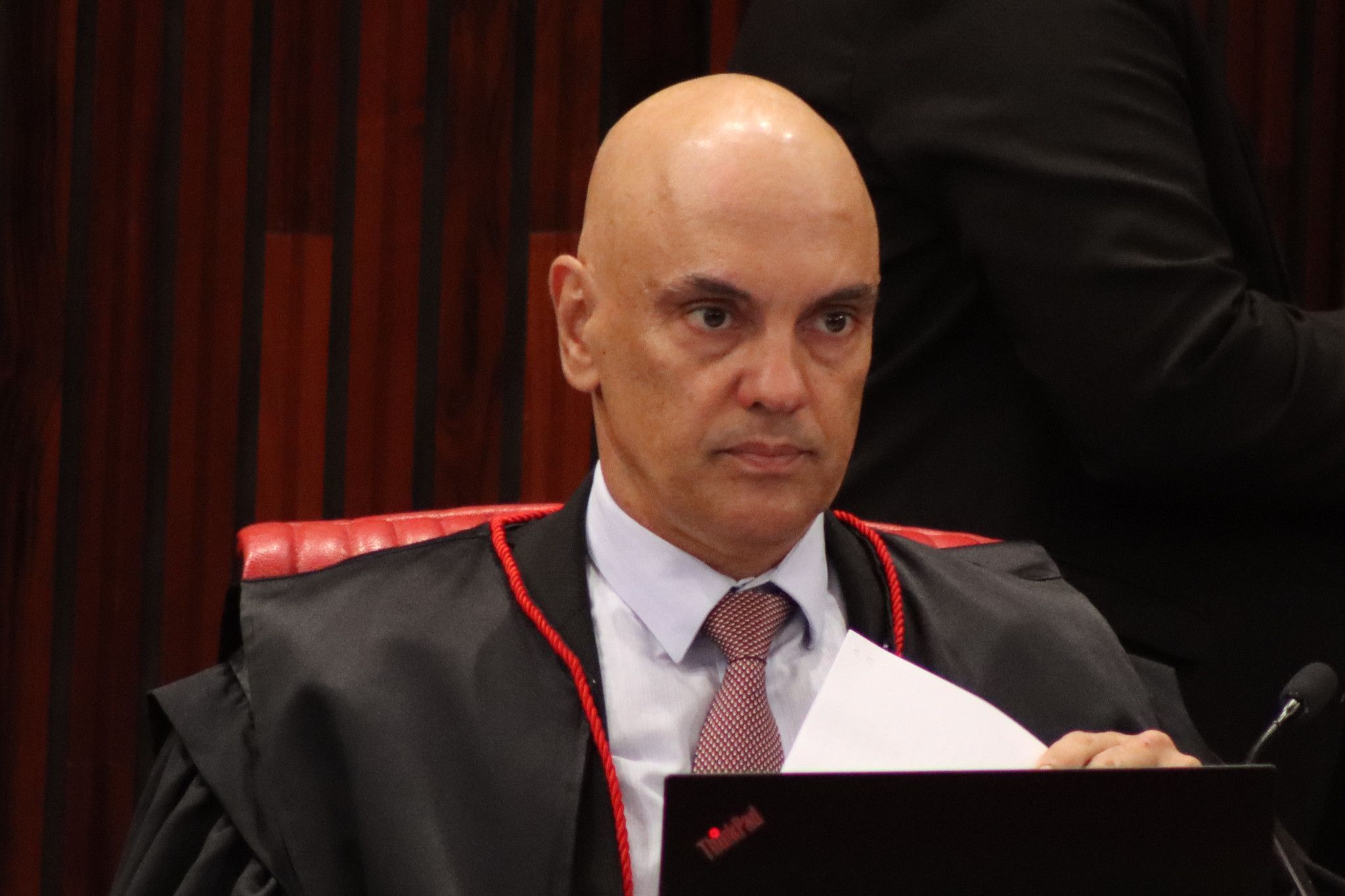 Justiça mantém condenação de dupla por perturbação em protesto contra Alexandre de Moraes