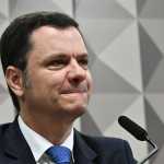 Justiça manda PF parar de cobrar salário pago a ex-ministro em período em que ele esteve preso