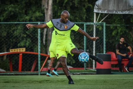 Vagner Love jogou em 2023 pelo Sport