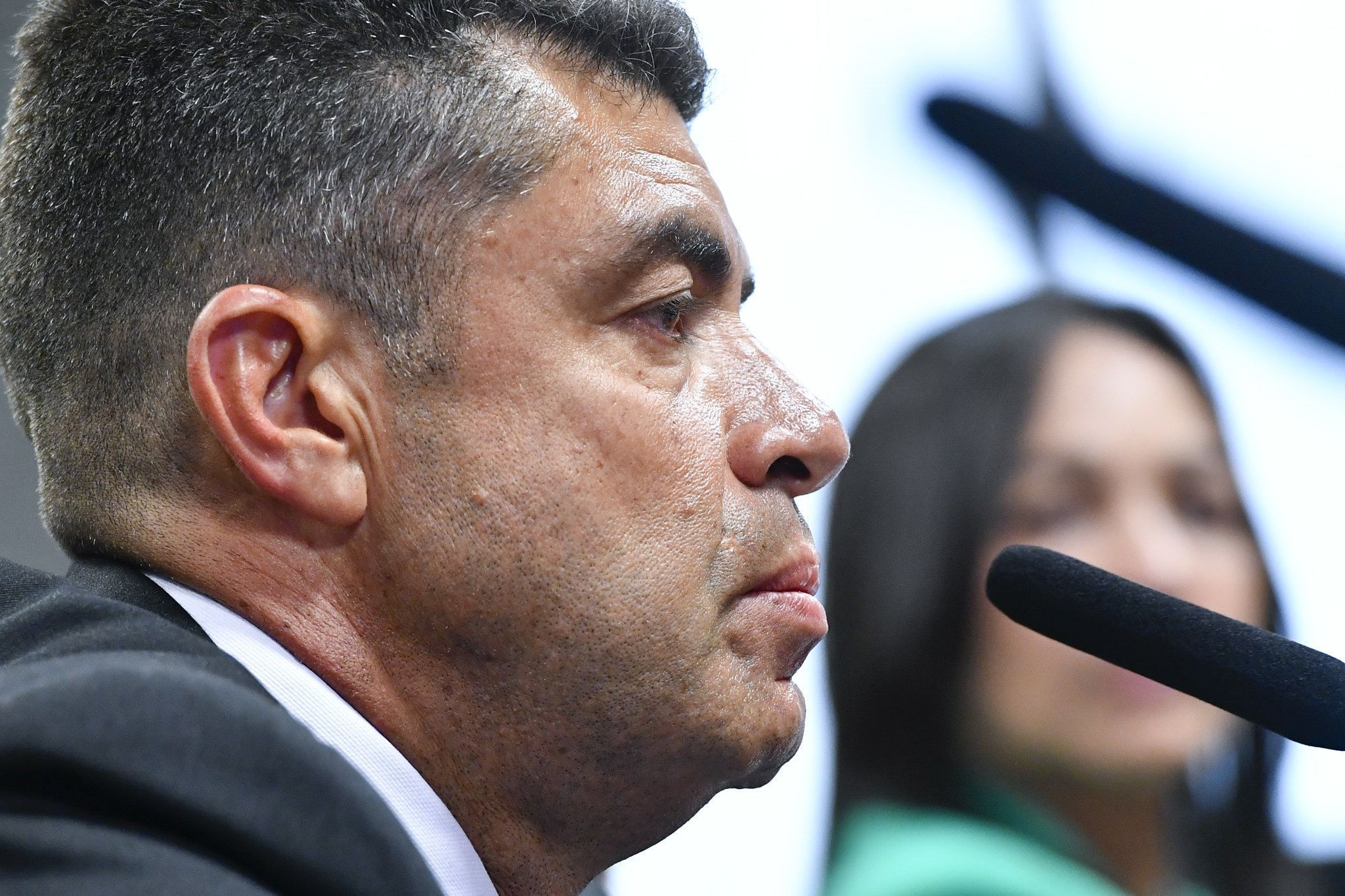 Fraude em vacina: Moraes consulta PGR sobre possíveis acordos de ex-assessor de Bolsonaro e médico