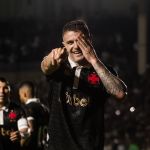 Salum diz que América foi 'atravessado' por Vasco na compra de Vegetti e revela valores