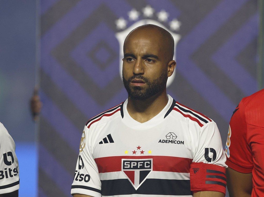 Conversas por renovação com o São Paulo estão avançadas, revela Lucas Moura