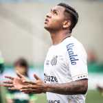 Morelos aceita reduzir salário e fica no Santos para a Série B