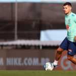 Convocado para a Copa, meia é substituído, mas não preocupa Seleção Brasileira