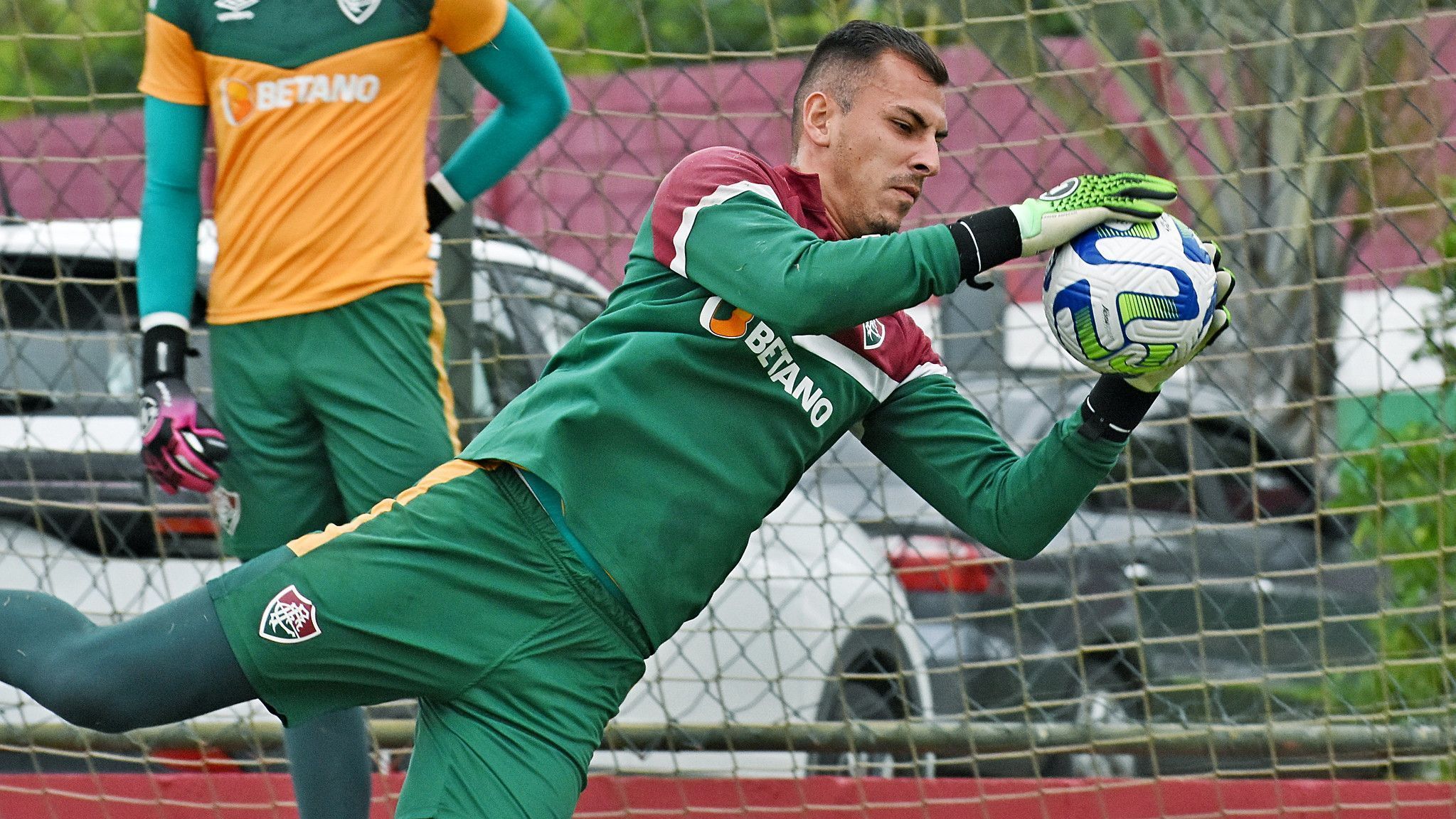 Fluminense: Vitor Eudes, ex-Cruzeiro, tem atuação segura e pode seguir como titular no Carioca