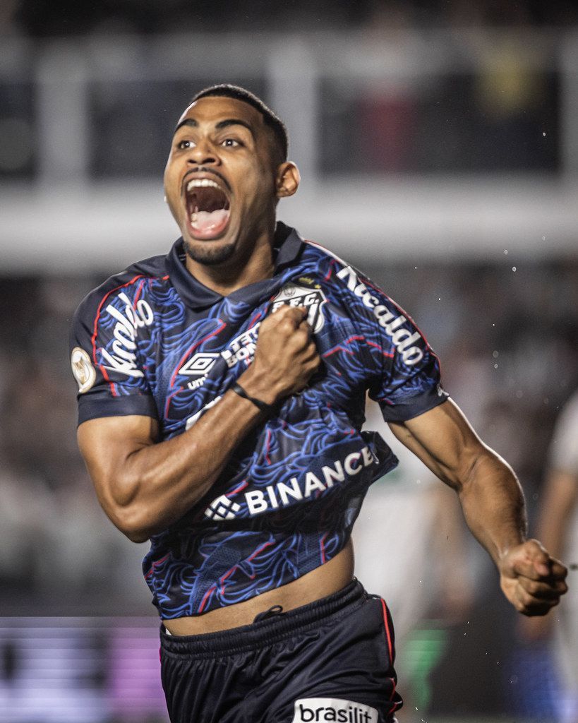 Santos confirma permanência de Joaquim para disputa da Série B